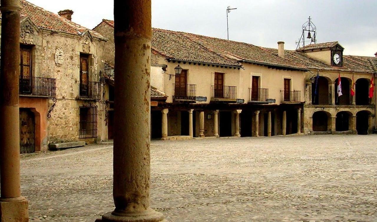 El Carro del Abuelo Villovela de Pirón Exterior foto